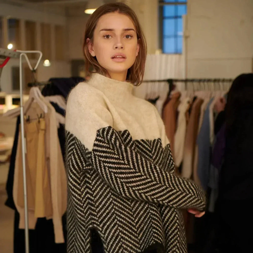 KYNSKIN™ - Isabelle Turtleneck Jumper